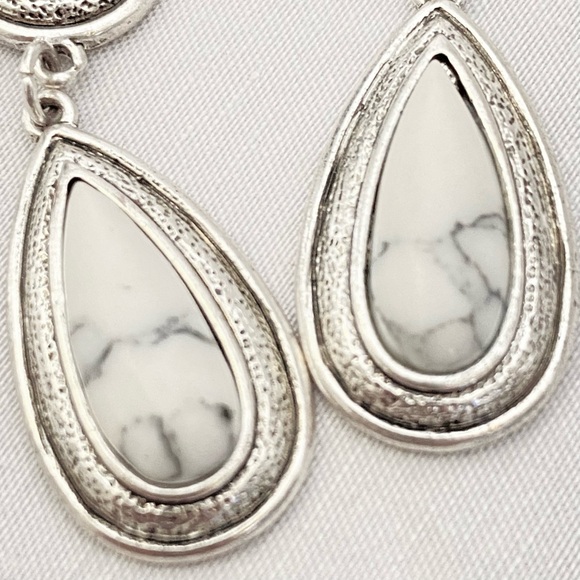 Dangle Drop Earrings Southwest Inspired Marbled White Gray Cabochon Stones - Picture 5 of 9